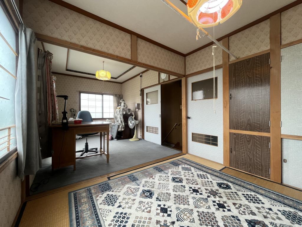 留辺蘂町旭中央２９番　戸建て 内観
