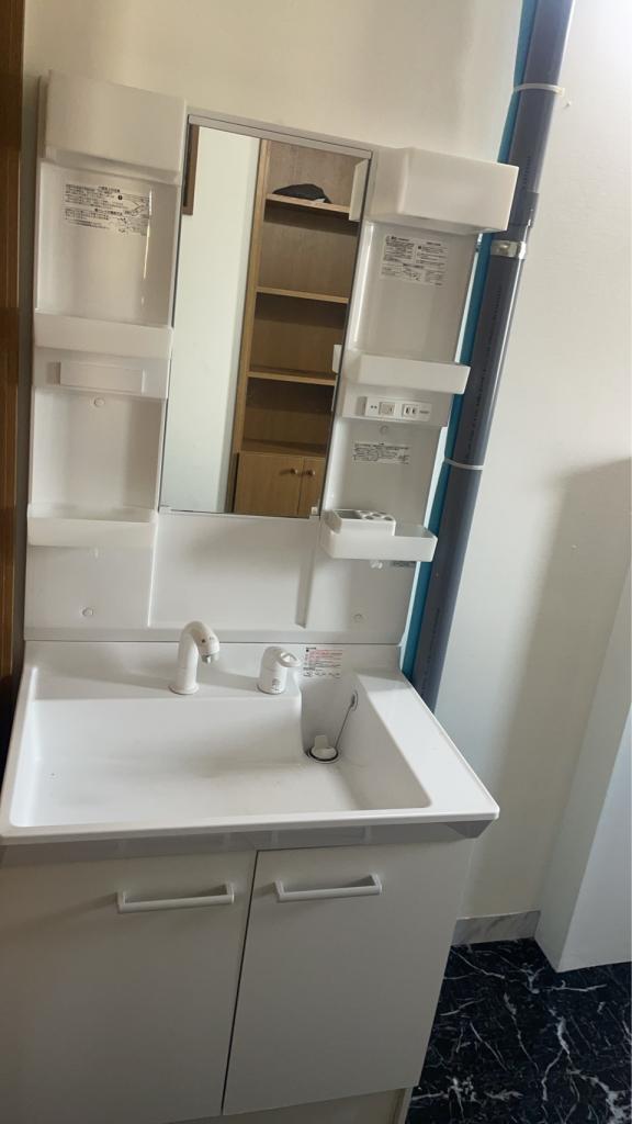 西三輪２丁目６６２番　戸建て 内観