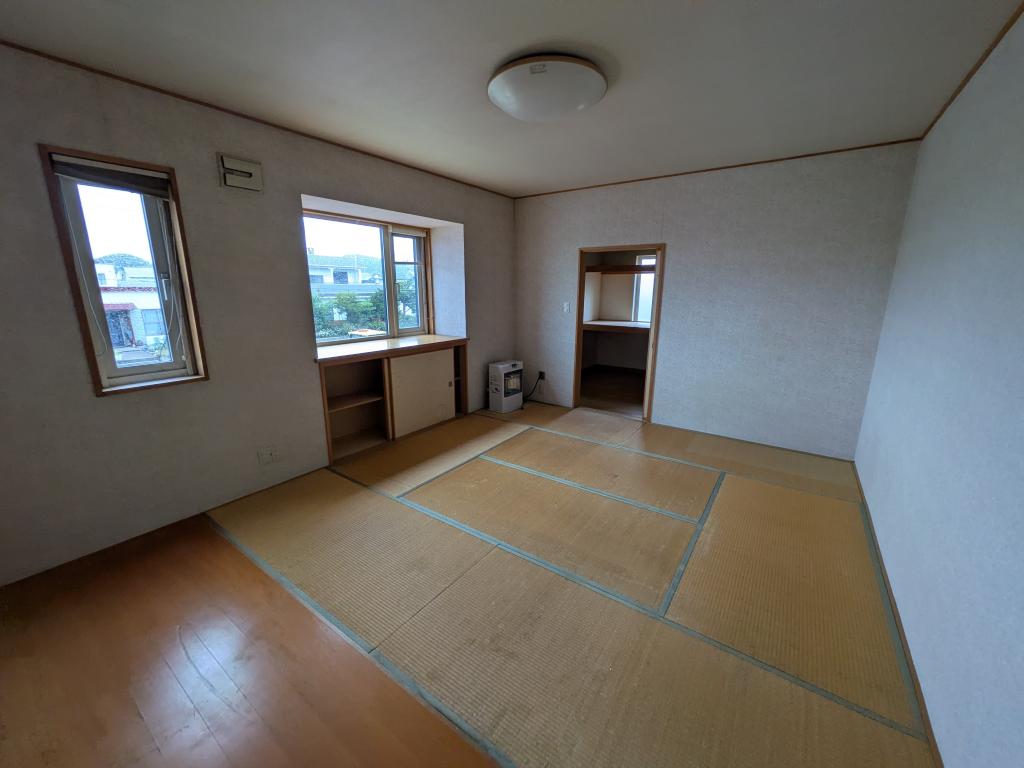 西三輪２丁目６６２番　戸建て 内観