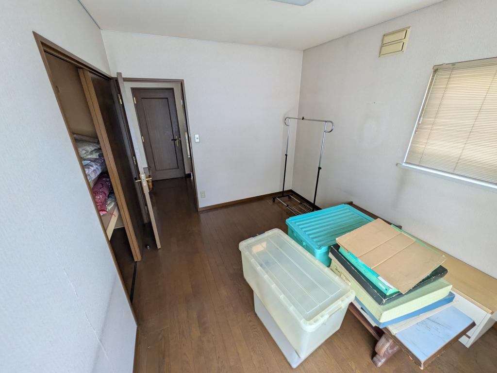 緑町３丁目２番　戸建て 内観