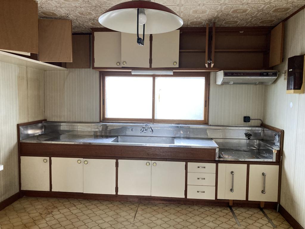清見町４２番　戸建て 内観