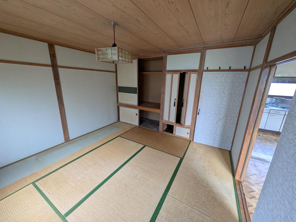 西富町３丁目１２３番　戸建て 内観