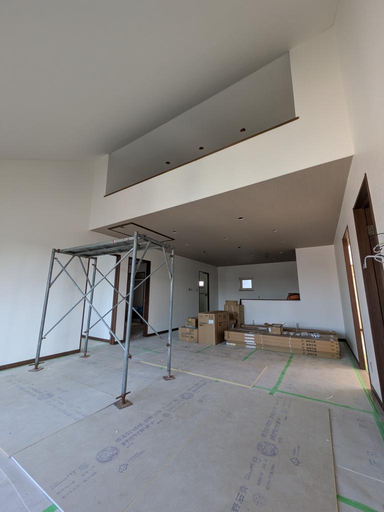 中央三輪３丁目５３０番　戸建て 内観