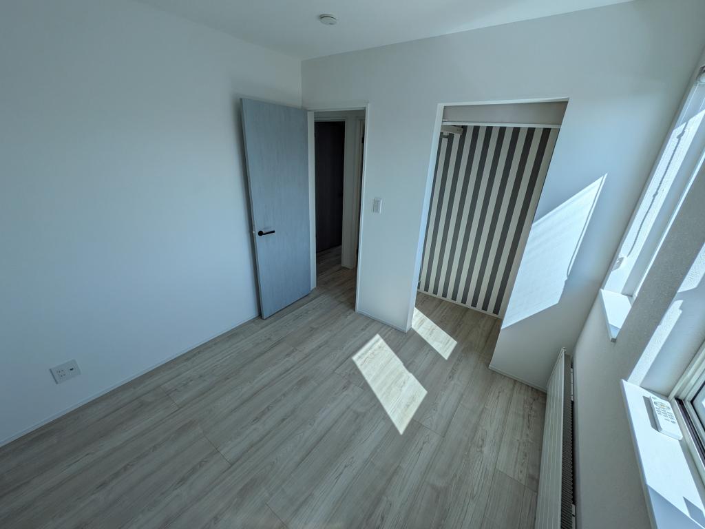 山下町４丁目１番　戸建て 内観