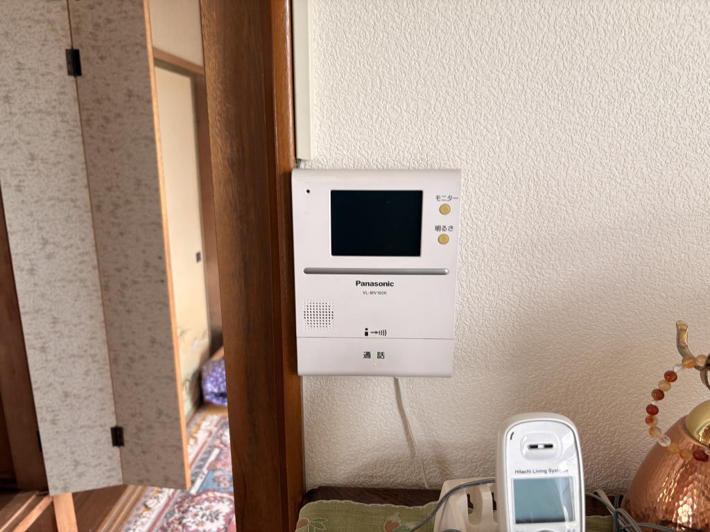 中央三輪３丁目５３０番　戸建て 内観