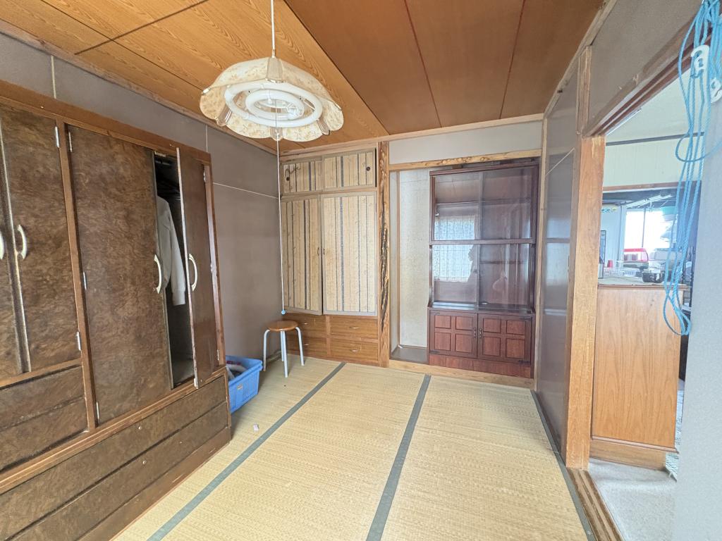 高砂町６番　戸建て 内観