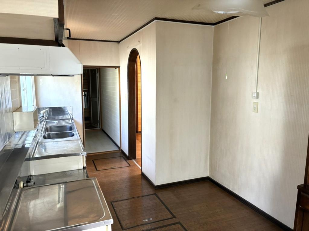 中古戸建　高栄東町３丁目26番9号 内観