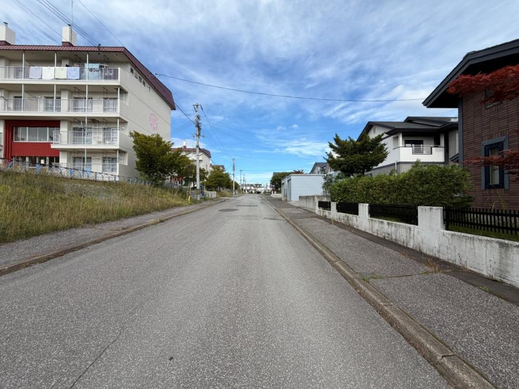 中古戸建　美山町南８丁目39番地65 外1筆 内観