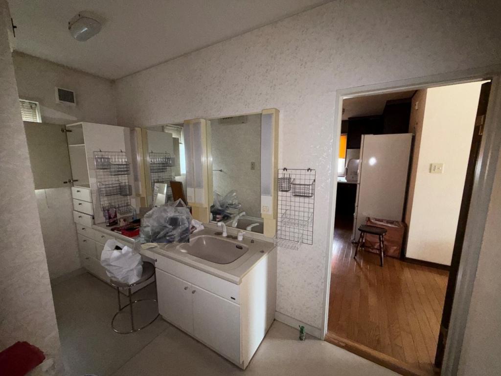 中古戸建　美山町南８丁目39番地65 外1筆 内観