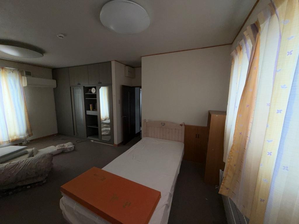 中古戸建　美山町南８丁目39番地65 外1筆 内観