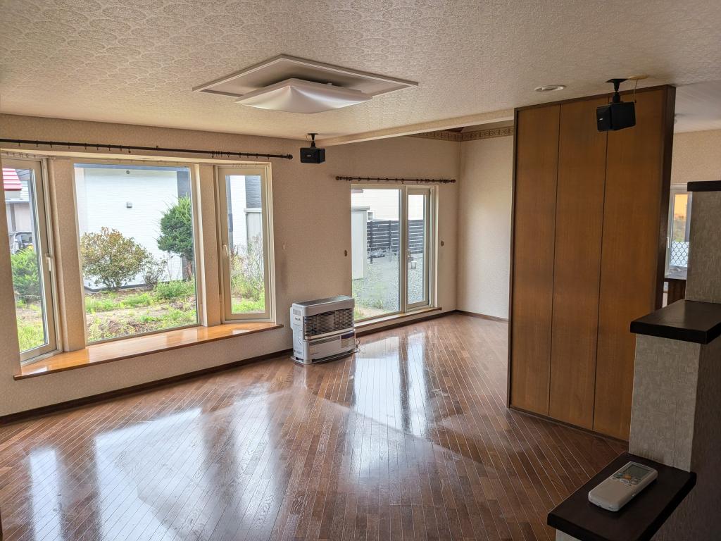 無加川町４２９番　戸建て 内観