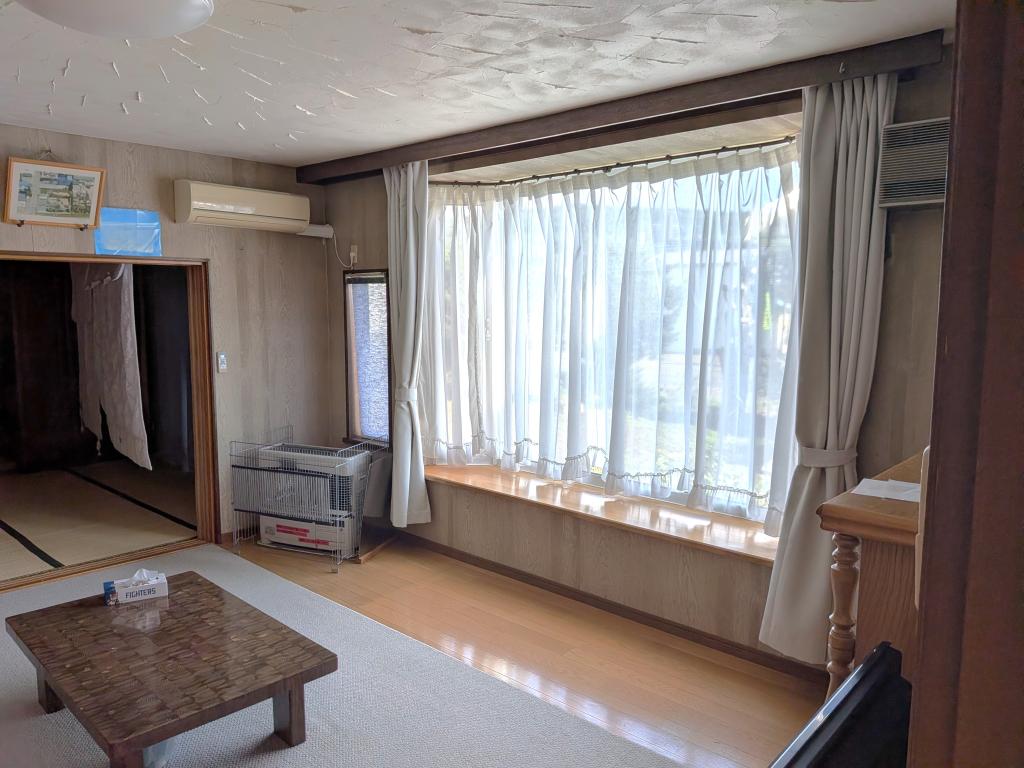 留辺蘂町旭中央２９番　戸建て 内観