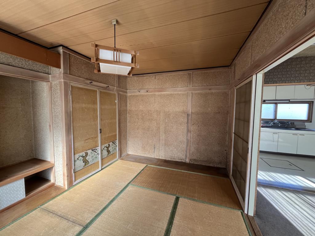 相内町１０６番　戸建て 内観