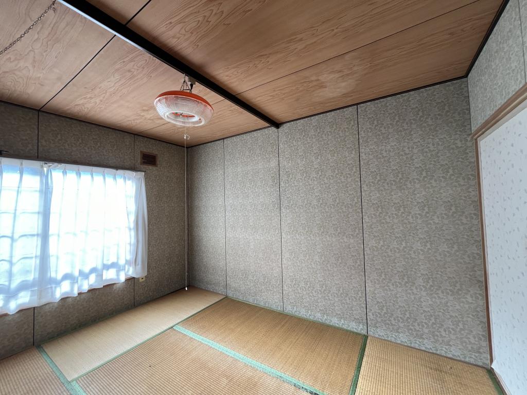相内町１０６番　戸建て 内観