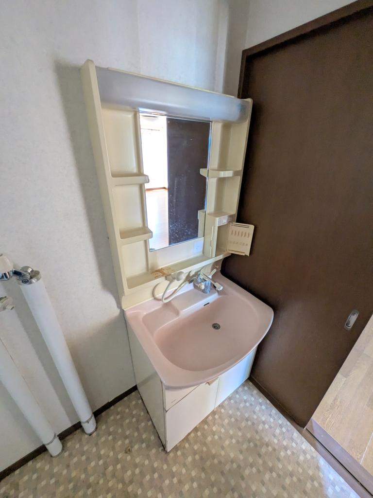 上ところ２３６番　戸建て 内観