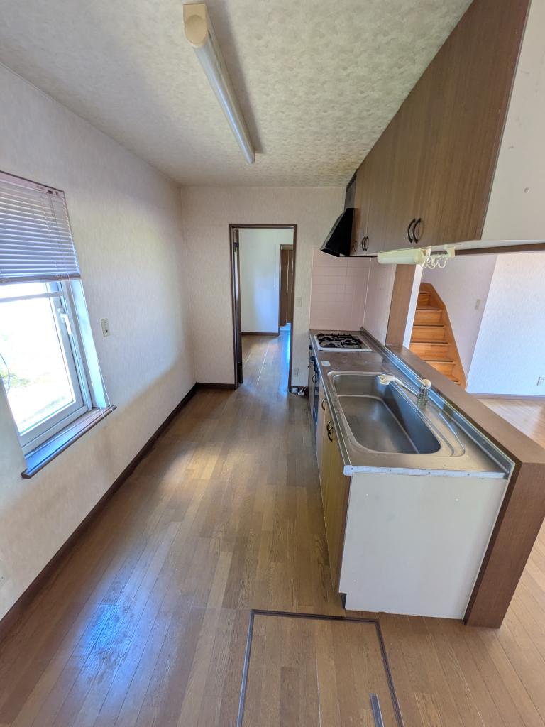 上ところ２３６番　戸建て 内観