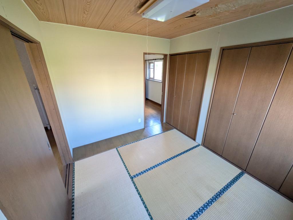 上ところ２３６番　戸建て 内観