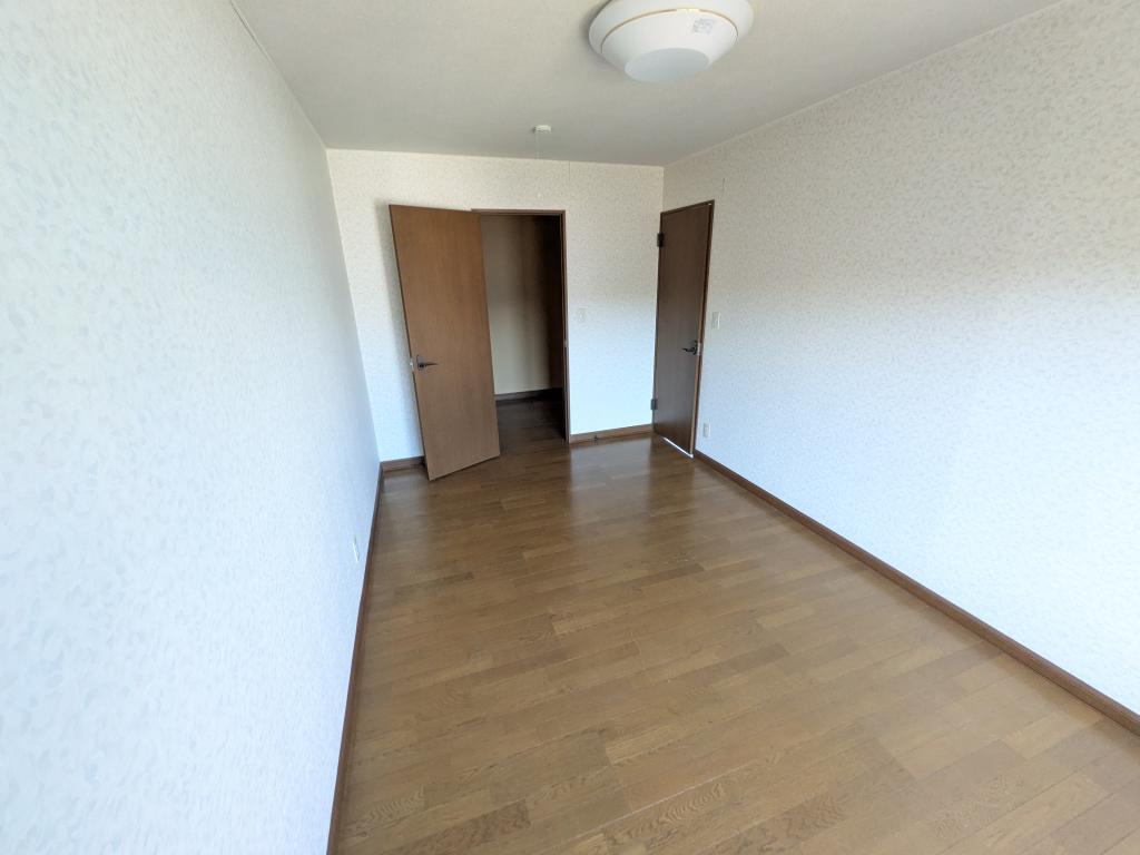 上ところ２３６番　戸建て 内観