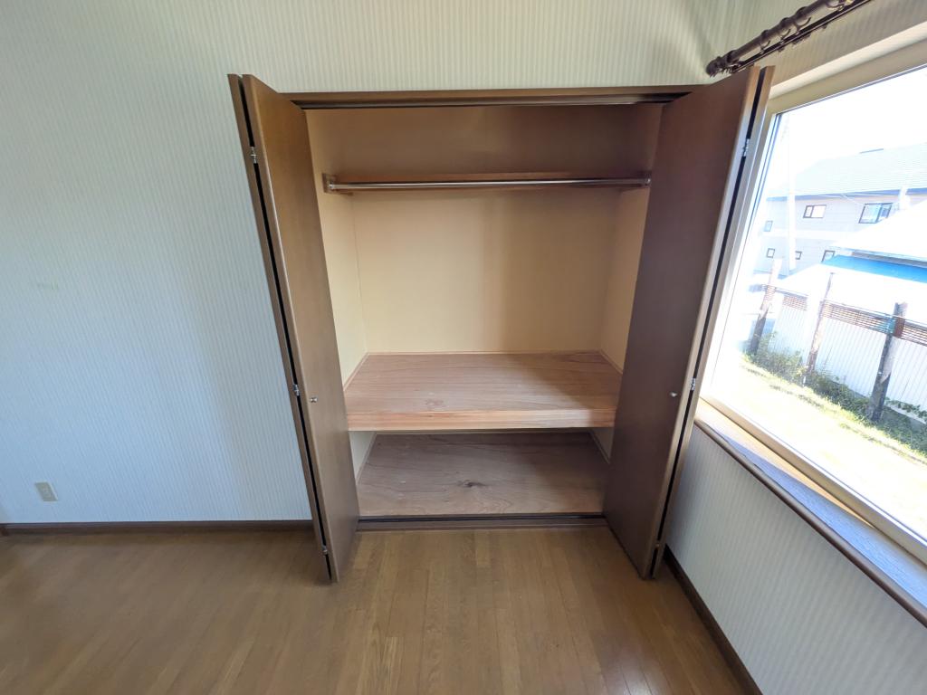上ところ２３６番　戸建て 内観