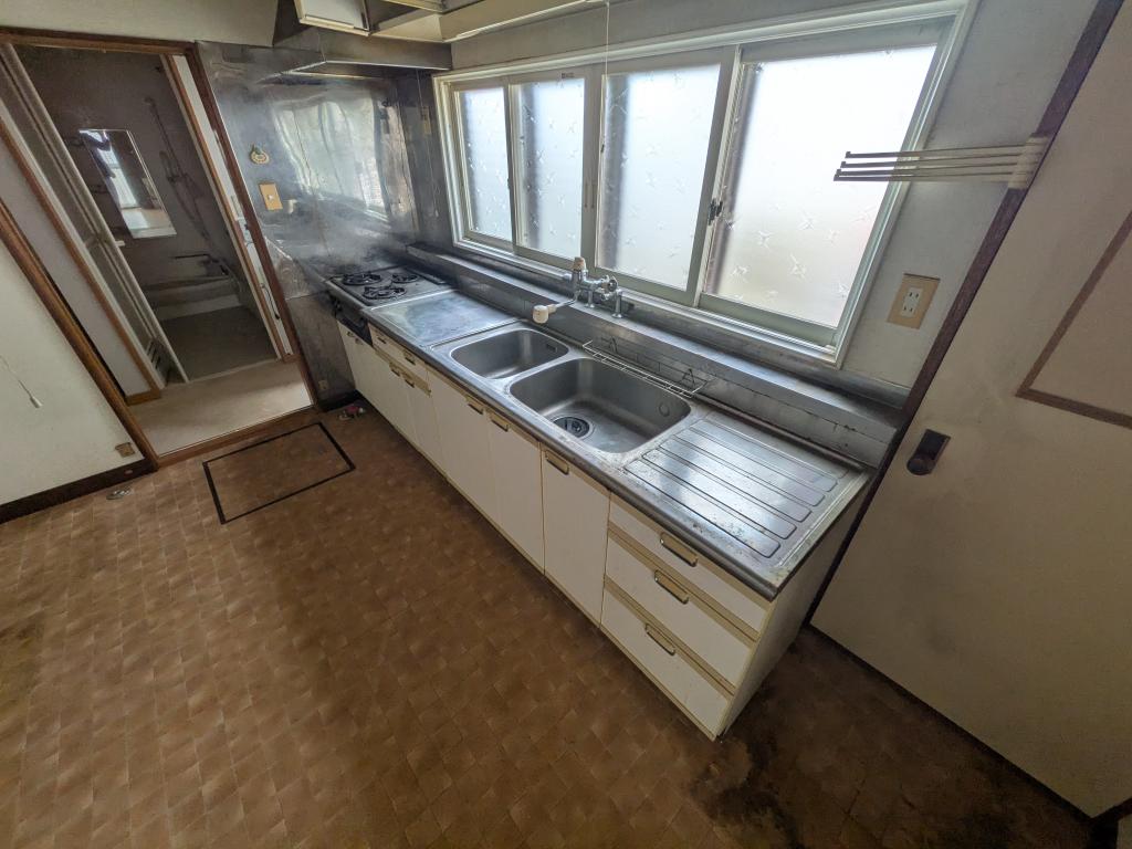 清見町７３番　戸建て 内観