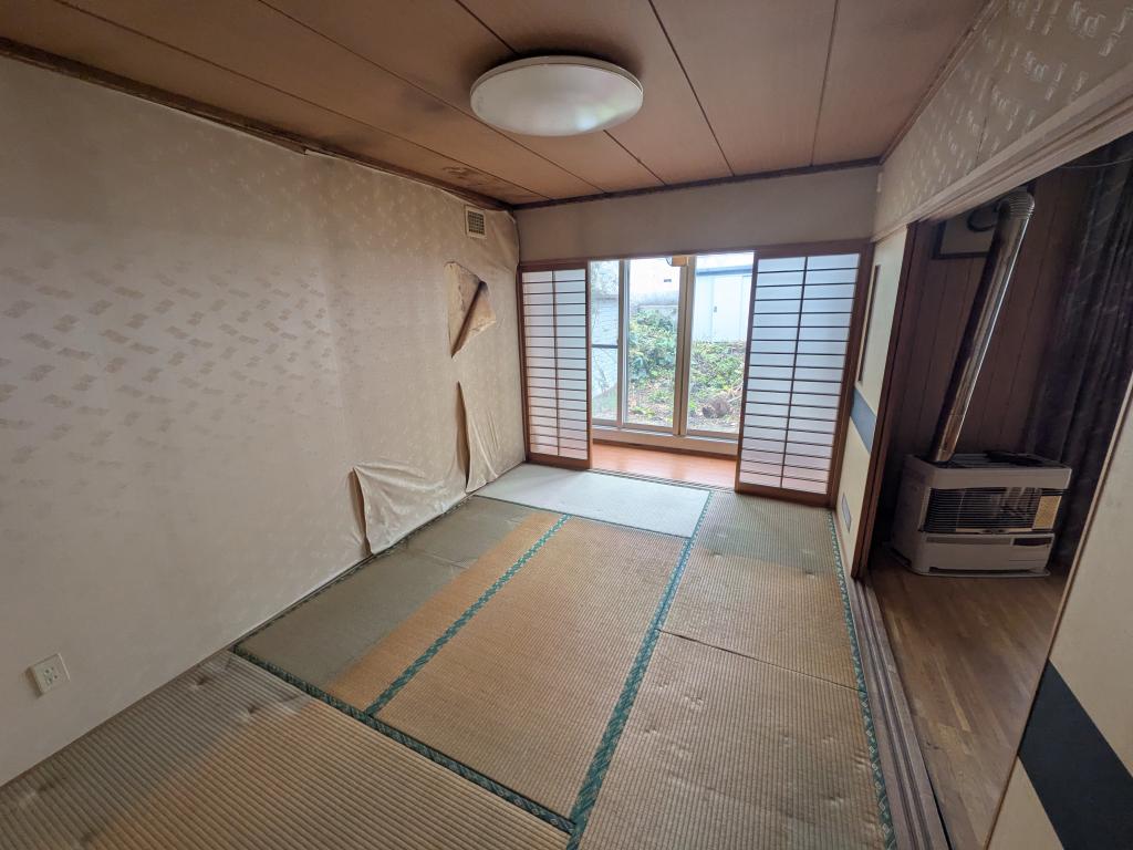 清見町７３番　戸建て 内観