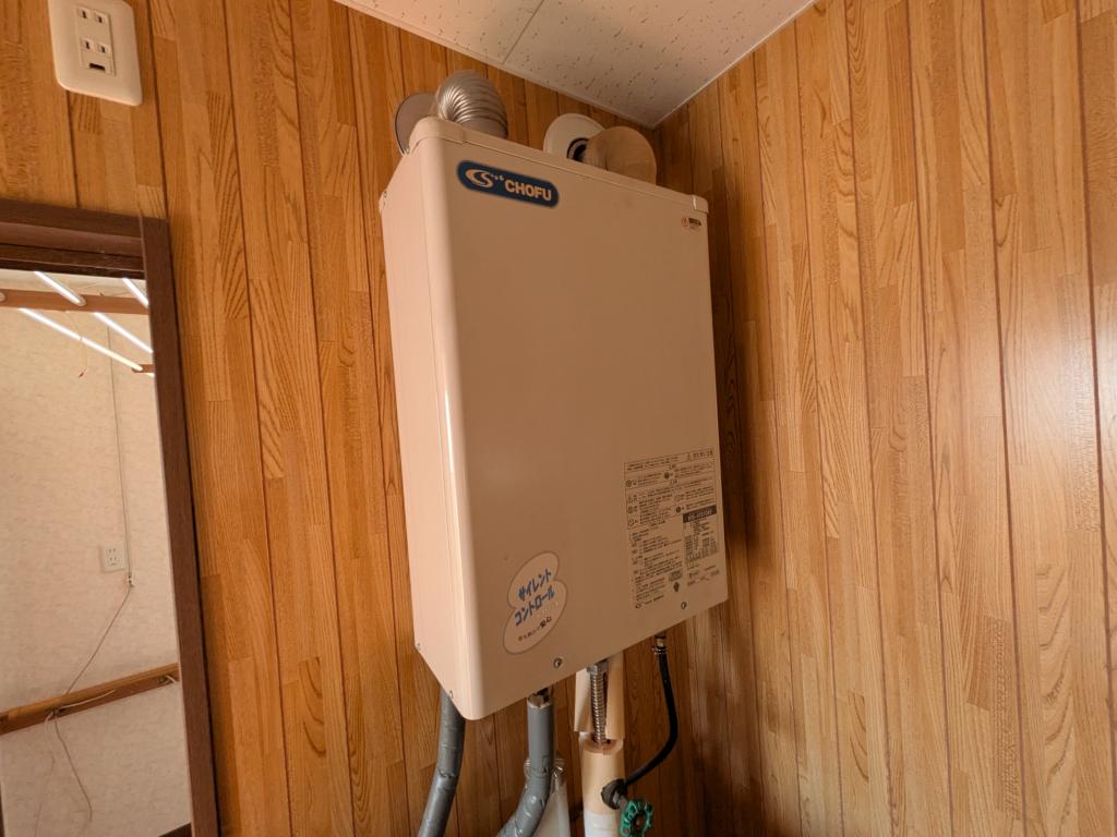 朝日町１８番　戸建て 内観