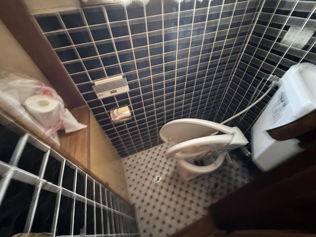南町２丁目２番　戸建て 内観