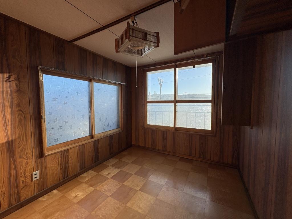 南町２丁目２番　戸建て 内観