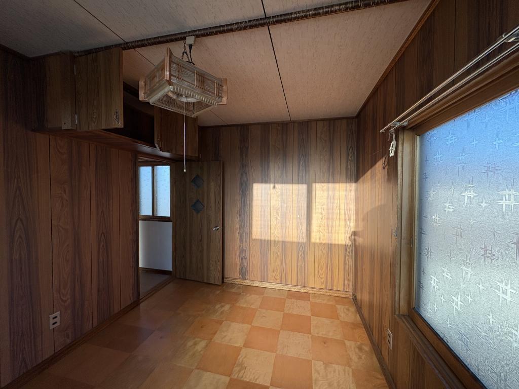 南町２丁目２番　戸建て 内観